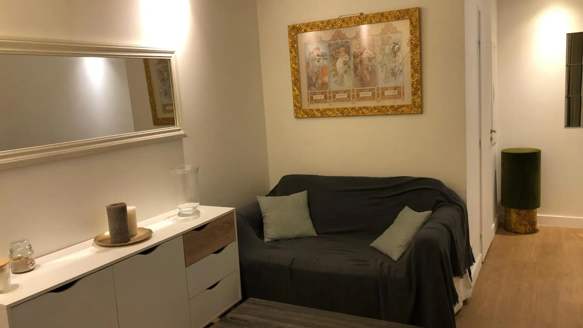 Apartment Appartement Parisien