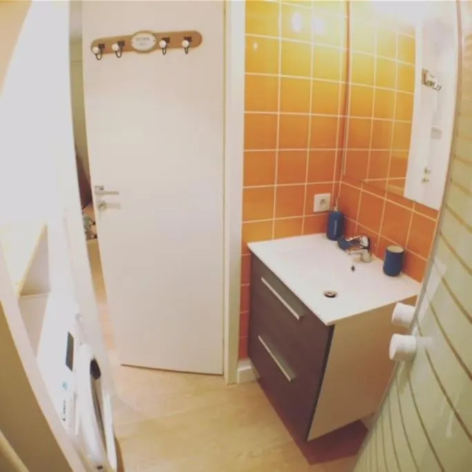 Appartement Parisien 0*, Paris France