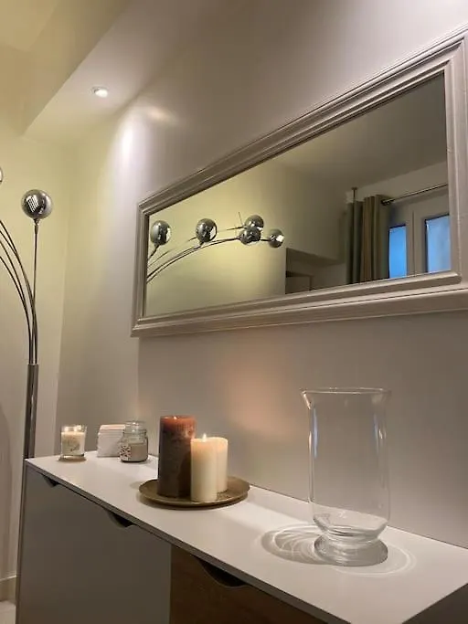Appartement Parisien 0*, Paris France