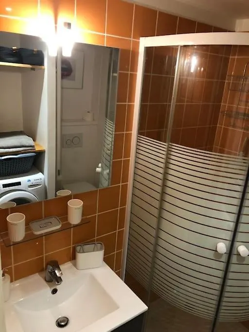 Appartement Parisien Apartment