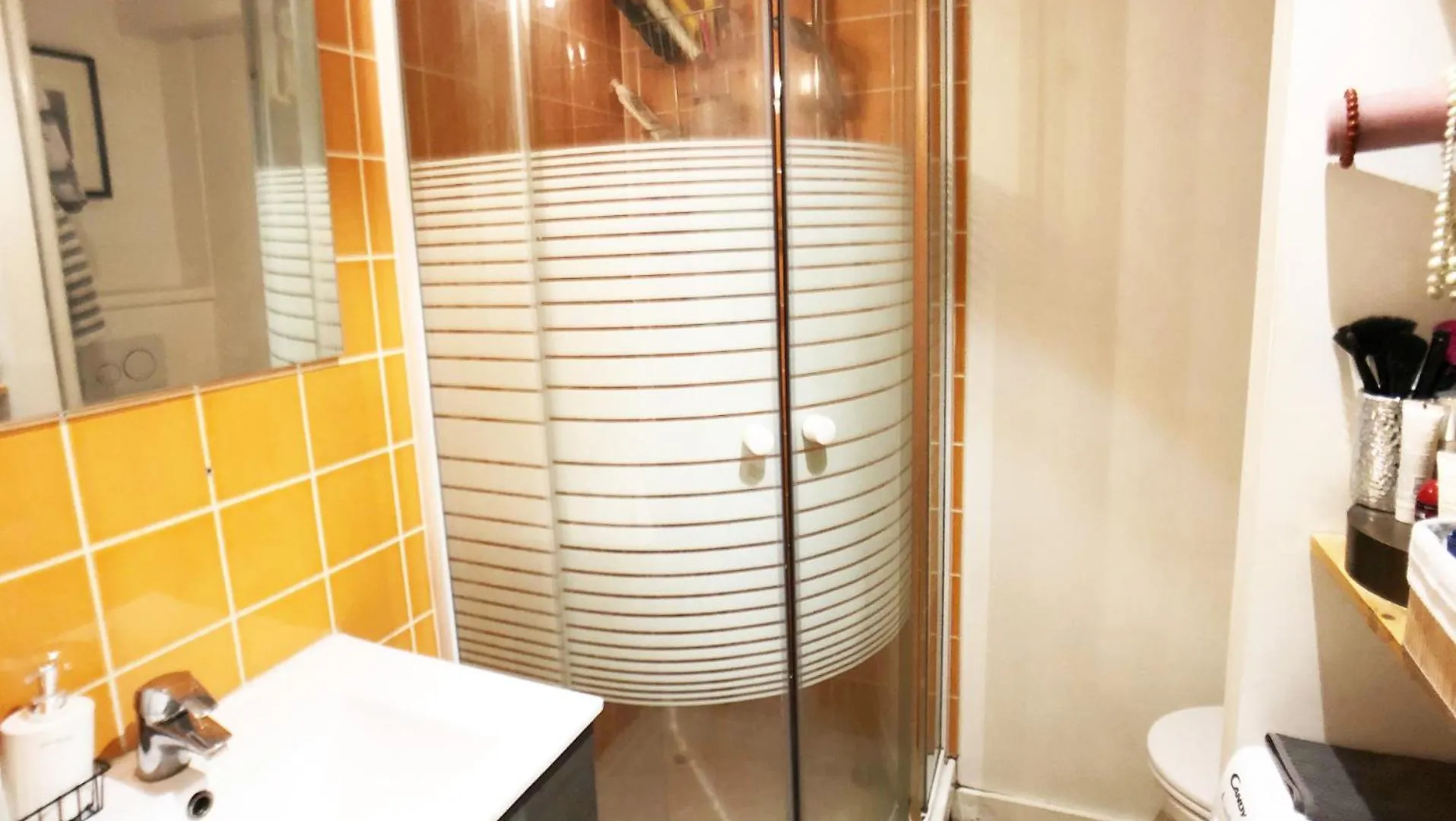 아파트 Appartement Parisien 프랑스