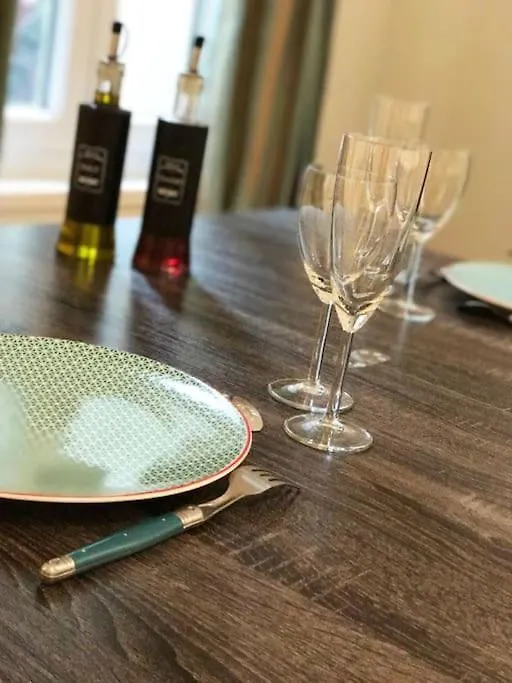 Appartement Parisien 0*, 파리